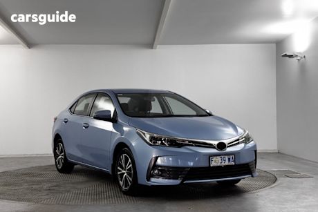 Blue 2017 Toyota Corolla Sedan SX