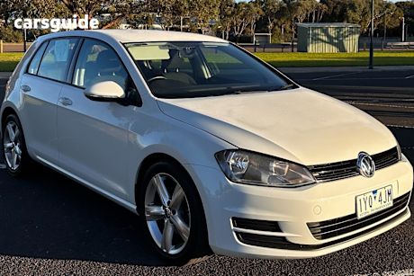 White 2013 Volkswagen Golf Hatchback 90 TSI