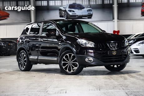 Blue 2013 Nissan Dualis Hatch