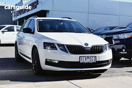 White 2017 Skoda Octavia Wagon 110 TSI Sport