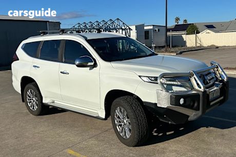 White 2020 Mitsubishi Pajero Sport Wagon GLX (4X4) 5 Seat