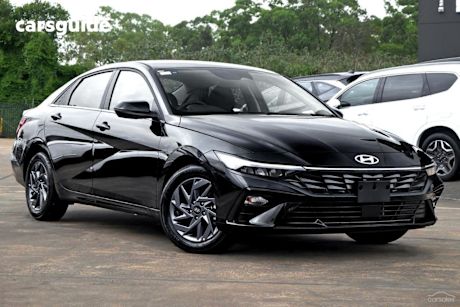 Black 2025 Hyundai I30 Sedan HEV 1.6P DCT