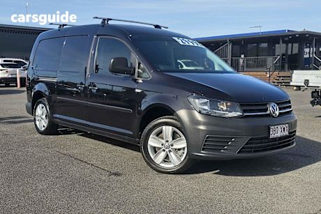 Black 2017 Volkswagen Caddy Van TSI220