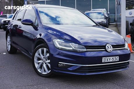 Blue 2018 Volkswagen Golf Hatchback 110 TSI Highline