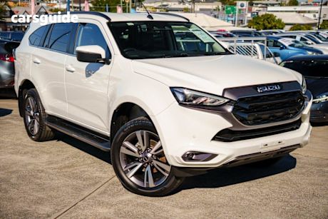 Silver 2023 Isuzu MU-X Wagon LS-T (4X4)