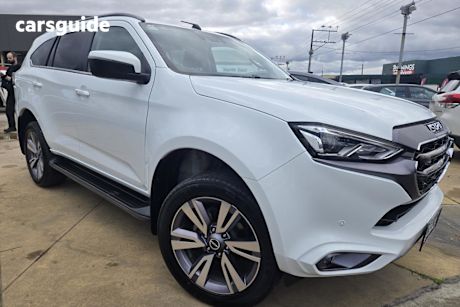 White 2022 Isuzu MU-X Wagon LS-T (4X4)