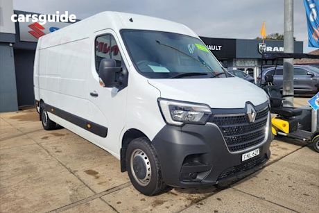 White 2023 Renault Master Commercial Pro - 110kW