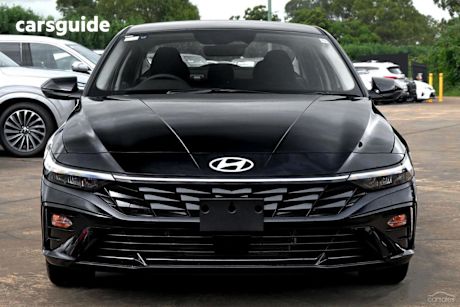 Black 2025 Hyundai I30 Sedan HEV 1.6P DCT