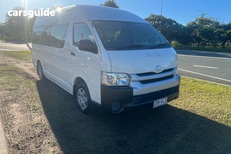 White 2014 Toyota Hiace Bus Commuter
