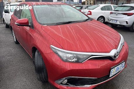 Red 2016 Toyota Corolla Hatch