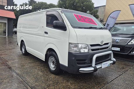 White 2008 Toyota Hiace Van LWB