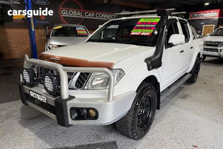 White 2012 Nissan Navara Ute Tray