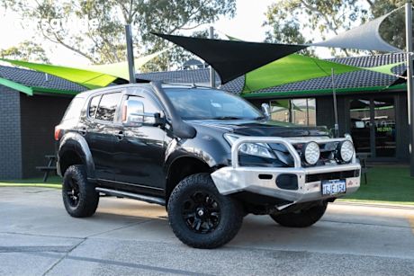 Black 2013 Isuzu MU-X Wagon LS-M (4X4)