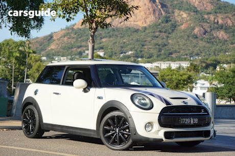White 2019 Mini Cooper Hatchback S