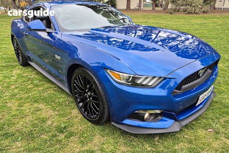 Blue 2017 Ford Mustang Coupe Fastback GT 5.0 V8