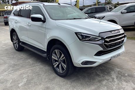 White 2023 Isuzu MU-X Wagon LS-T (4X4)