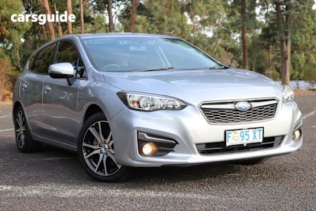 Silver 2016 Subaru Impreza Hatchback 2.0P Premium (awd)