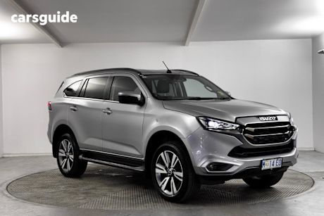 Silver 2024 Isuzu MU-X Wagon LS-T (4X2)