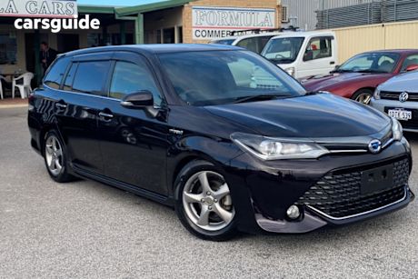 Purple 2017 Toyota Corolla Wagon Fielder (hybrid)