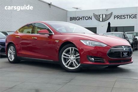 Red 2014 Tesla Model S Hatchback 85