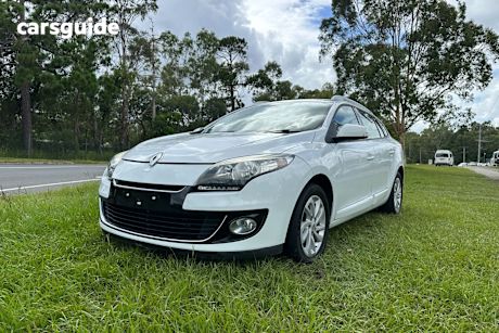 White 2014 Renault Megane Wagon GT-Line