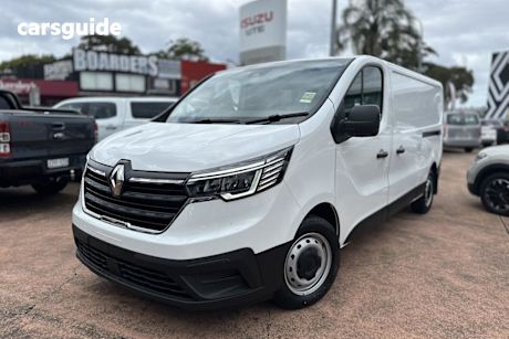 White 2024 Renault Trafic Van L2 LWB PRO
