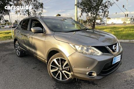 Grey 2017 Nissan Qashqai Wagon TI (4X2)