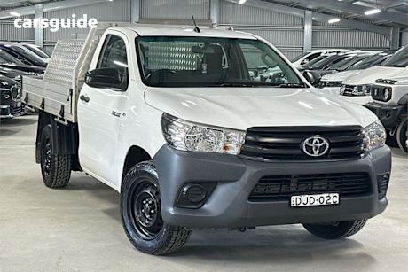 White 2016 Toyota Hilux Cab Chassis Workmate