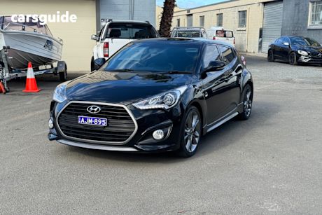 Black 2016 Hyundai Veloster Coupe SR Turbo +