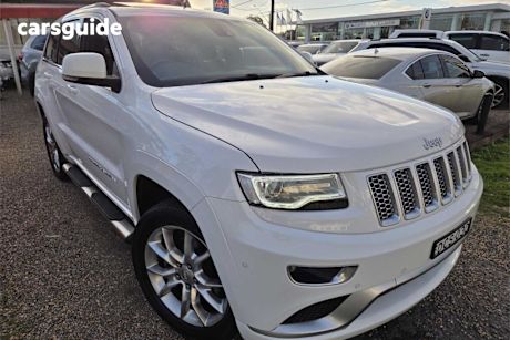 White 2016 Jeep Grand Cherokee Wagon Summit (4X4)