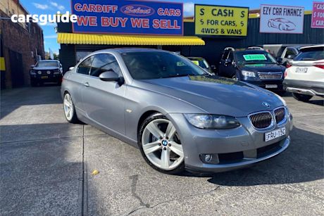 Grey 2009 BMW 335I Coupe