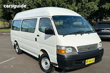 White 2002 Toyota Hiace Bus Commuter