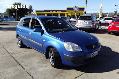 Blue 2007 Kia RIO Hatchback LX