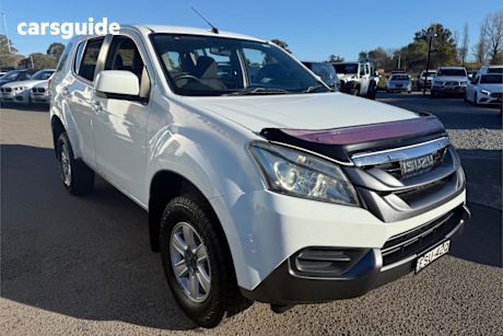 White 2014 Isuzu MU-X Wagon LS-M (4X4)