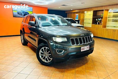 Grey 2016 Jeep Grand Cherokee Wagon