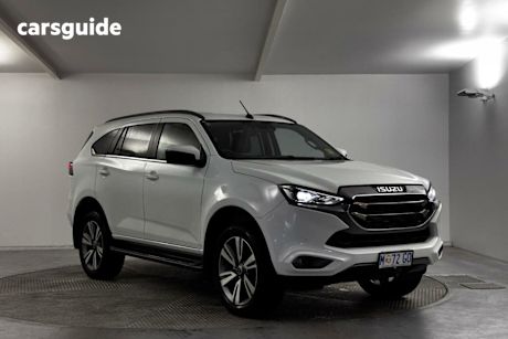 White 2024 Isuzu MU-X Wagon LS-T (4X2)