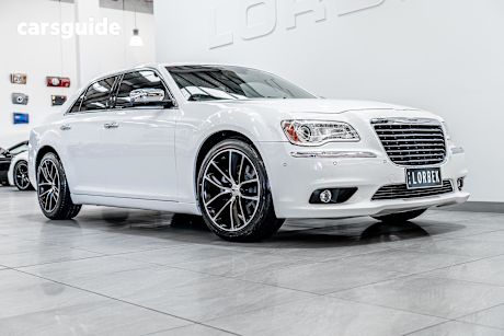 White 2013 Chrysler 300 Sedan C