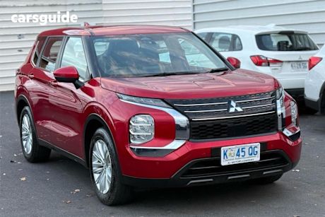 Red 2022 Mitsubishi Outlander Wagon ES 5 Seat (2WD)