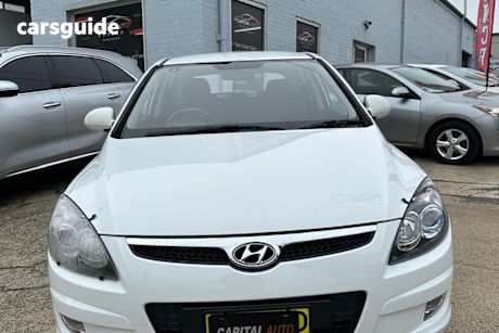 White 2011 Hyundai I30 Hatchback SX