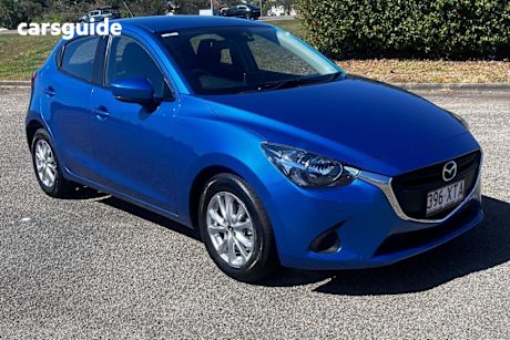 Blue 2017 Mazda 2 Hatchback Maxx