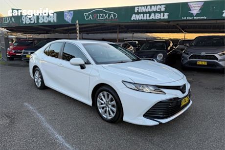 White 2019 Toyota Camry Sedan Ascent