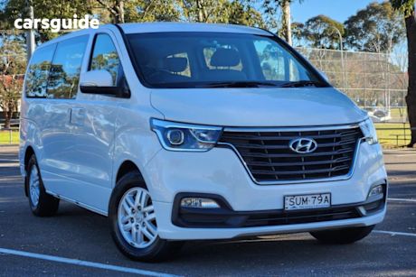 White 2019 Hyundai Imax Wagon Active
