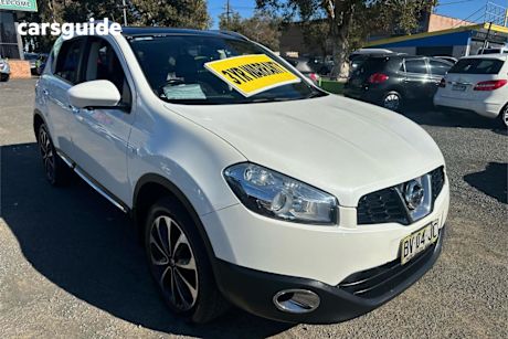 White 2013 Nissan Dualis Wagon TI-L (4X2)