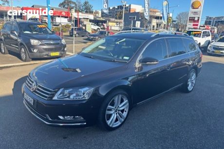Black 2011 Volkswagen Passat Sedan V6 FSI Highline