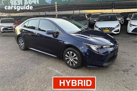 Blue 2020 Toyota Corolla Sedan Ascent Sport (hybrid)
