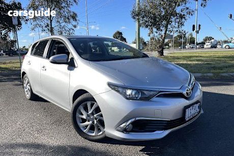 Silver 2016 Toyota Corolla Hatchback Ascent Sport