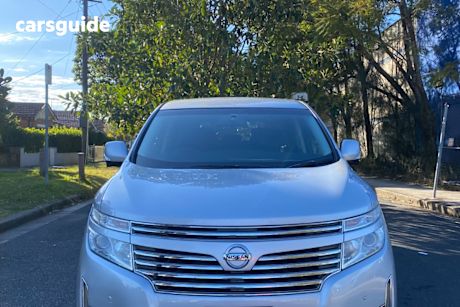 Silver 2010 Nissan Elgrand Wagon