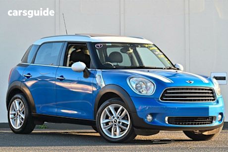 Blue 2014 Mini Countryman Wagon Cooper