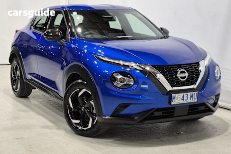 Blue 2023 Nissan Juke Hatchback ST