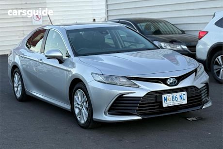 Silver 2022 Toyota Camry Sedan Ascent Hybrid